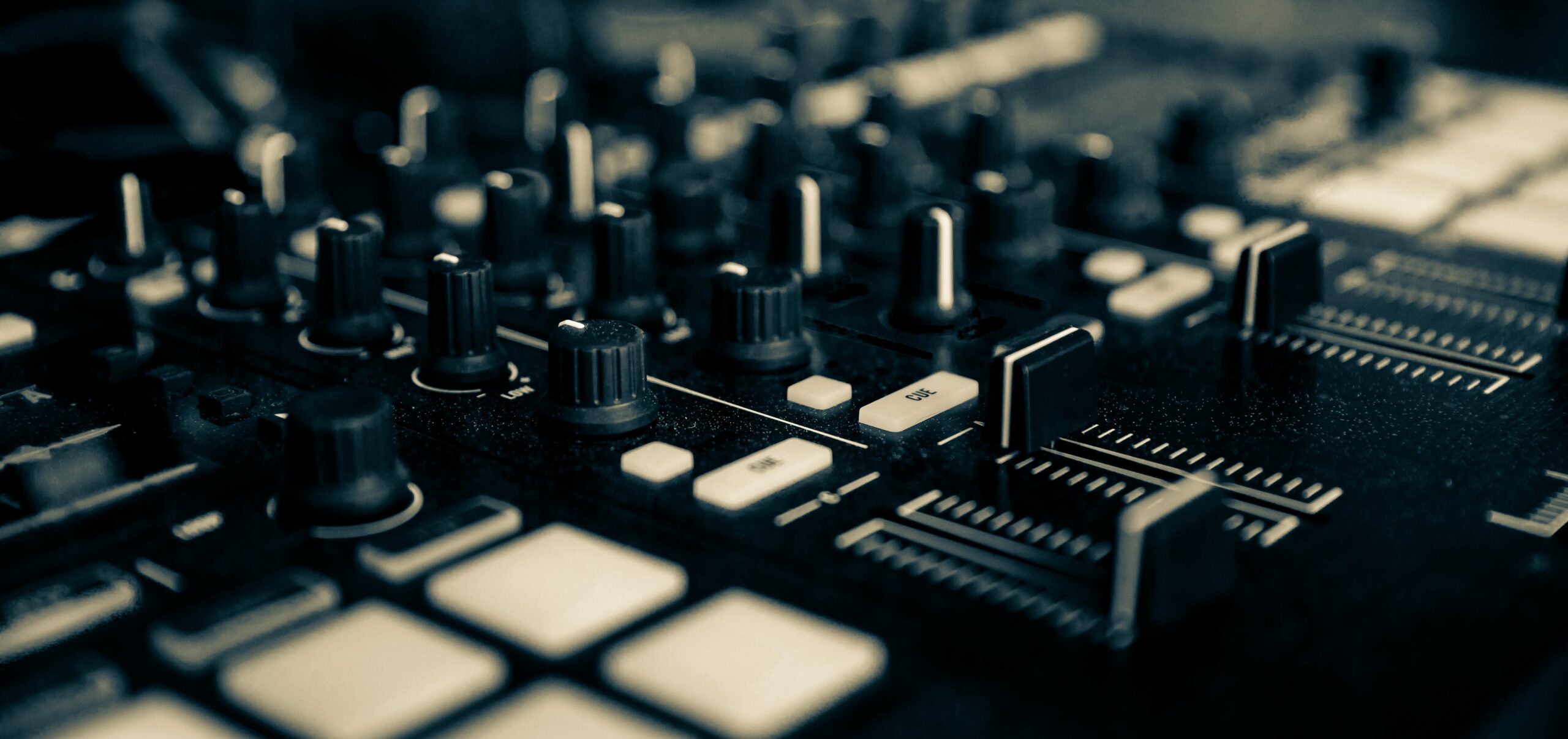 Native Instruments Traktor S5 Controller